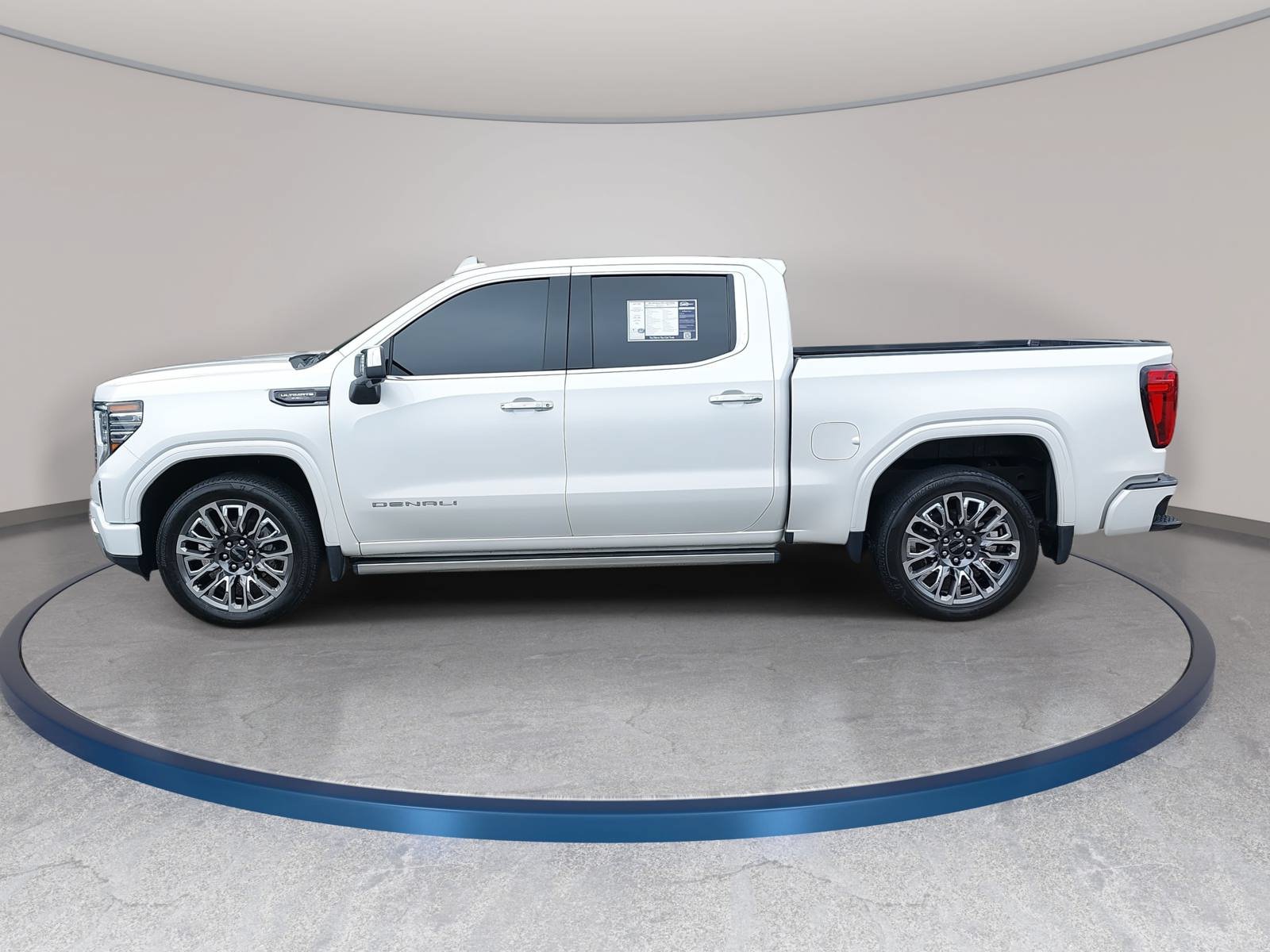 Used 2024 GMC Sierra 1500 Denali Ultimate AWD/4WD image 8