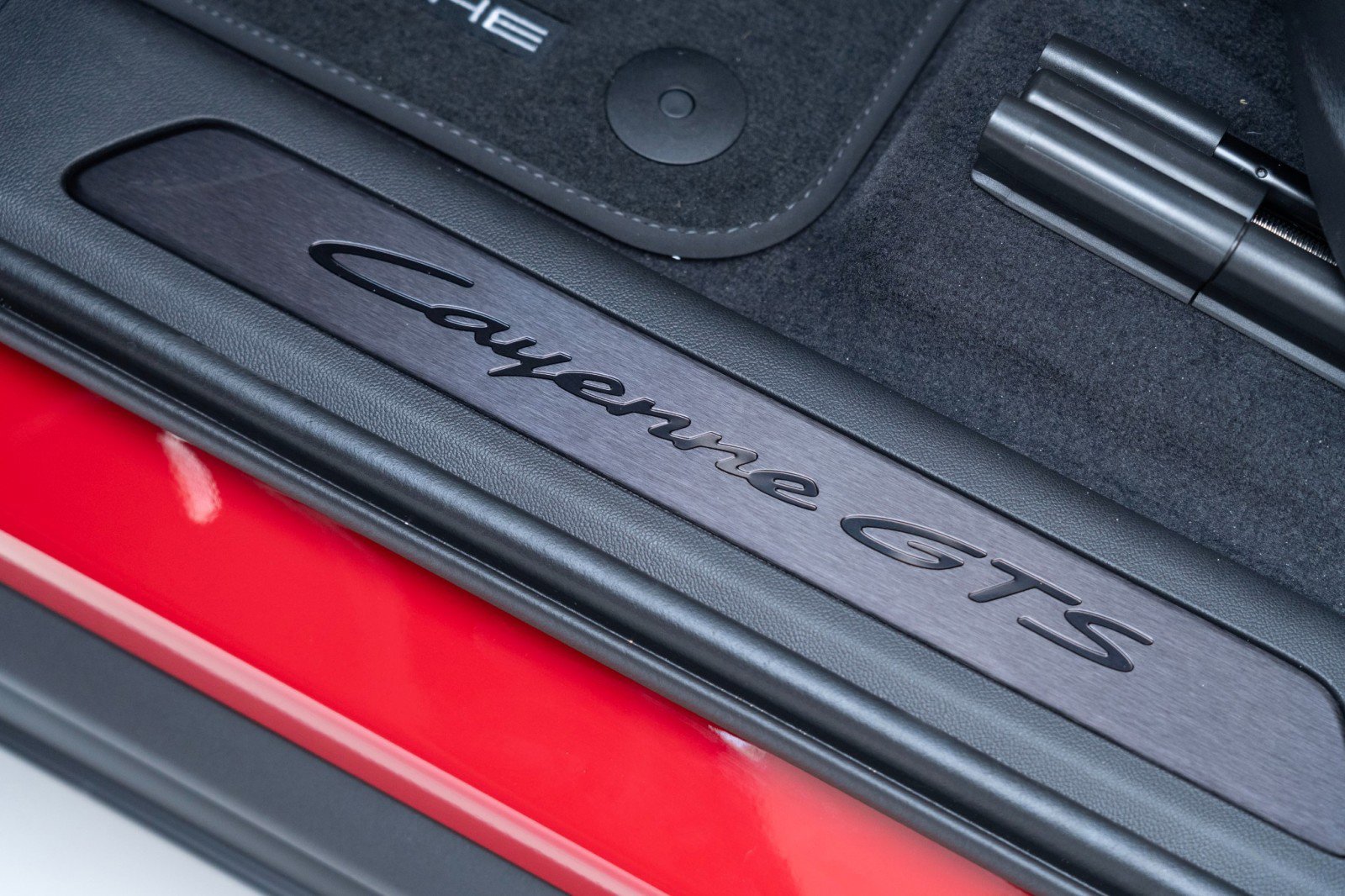 New 2026 Porsche Cayenne GTS image 15