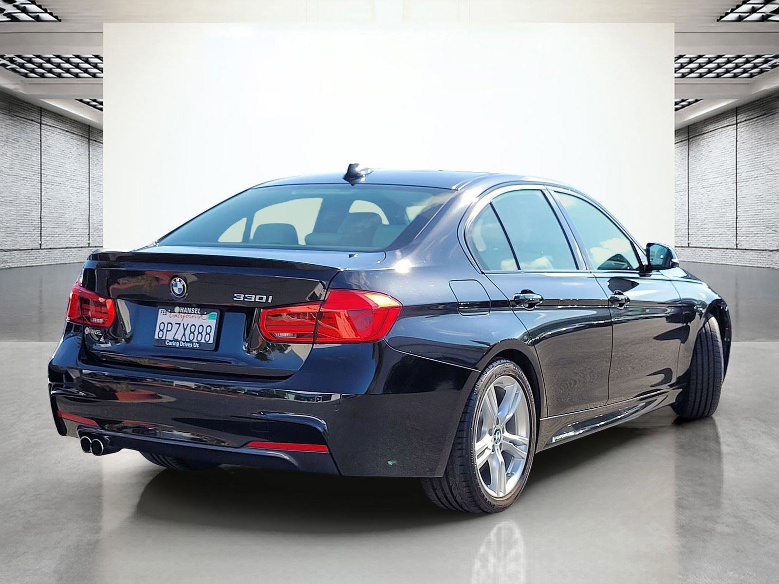 Used 2017 BMW 330i Sedan RWD image 7