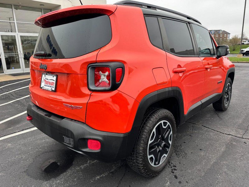 Used 2015 Jeep Renegade Trailhawk w/ Cold Weather Group video 3
