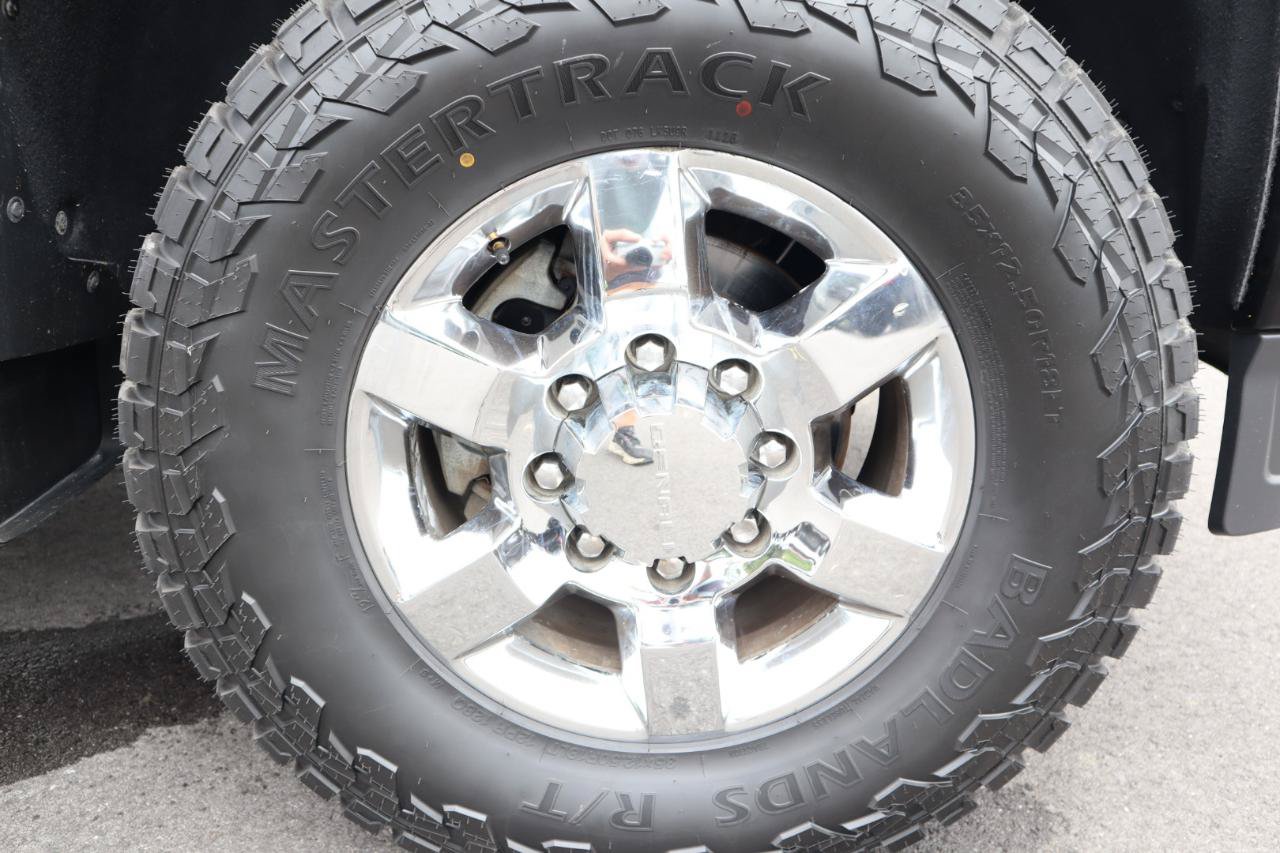 Used 2018 GMC Sierra 3500 Denali w/ Duramax Plus Package AWD/4WD image 18