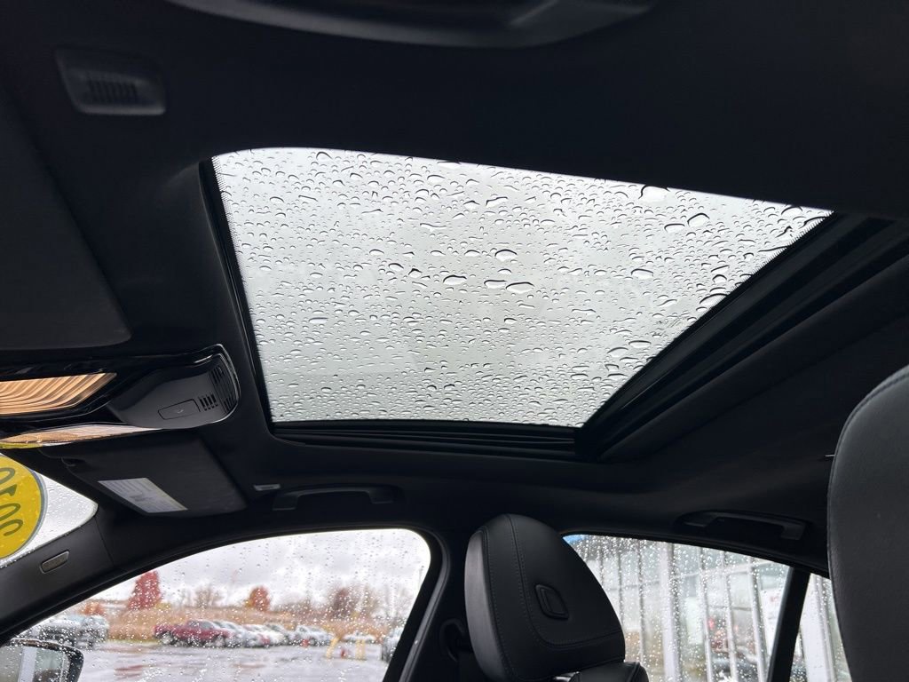 Used 2019 BMW 330i xDrive Sedan w/ M Sport Package image 45