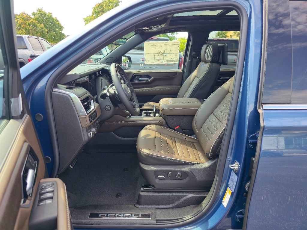 New 2026 GMC Yukon XL Denali Ultimate AWD/4WD image 21