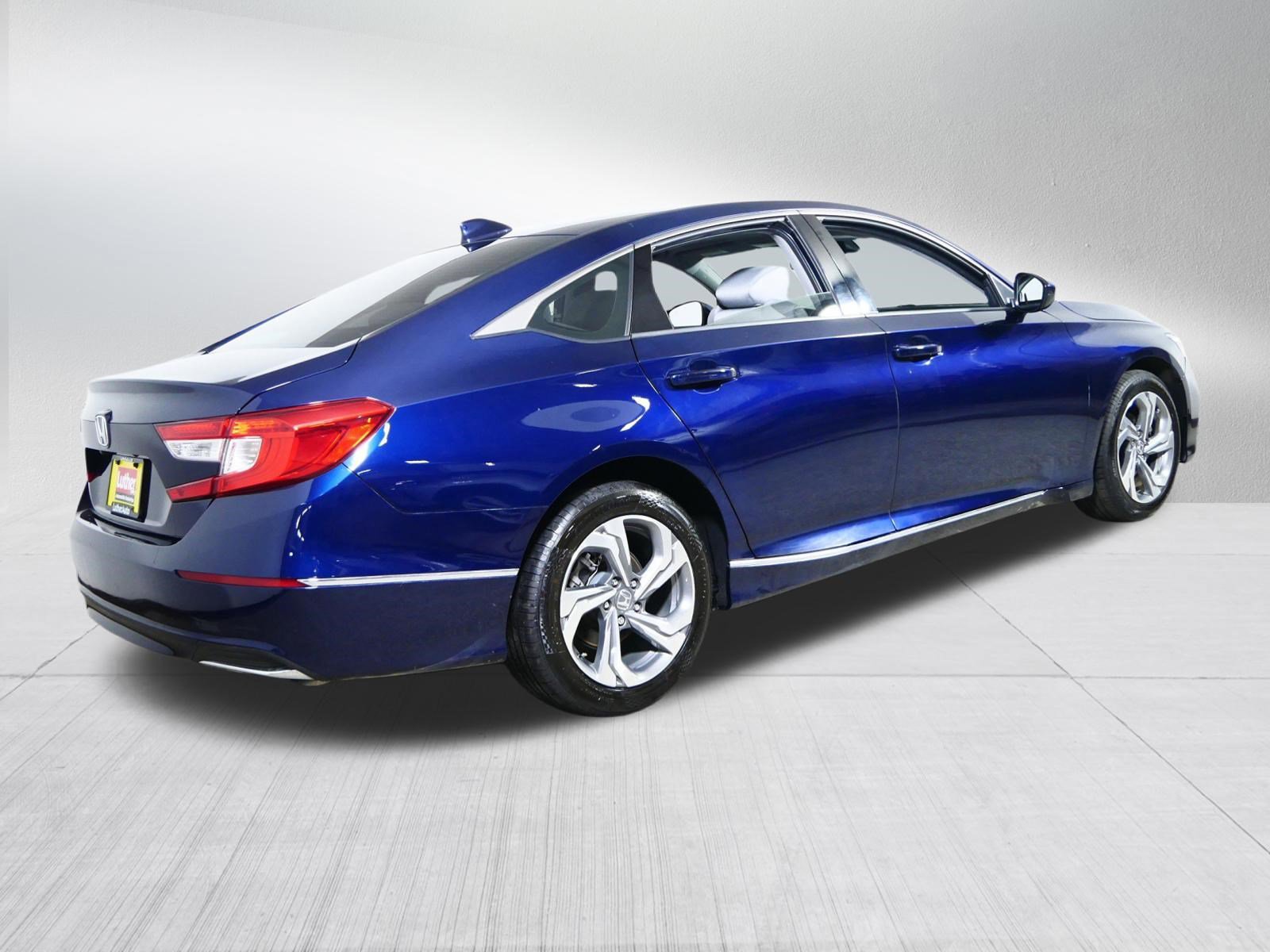 Used 2020 Honda Accord EX image 7