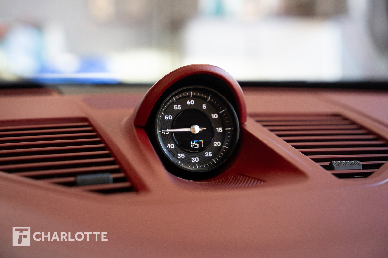 Used 2025 Porsche 911 Carrera image 23