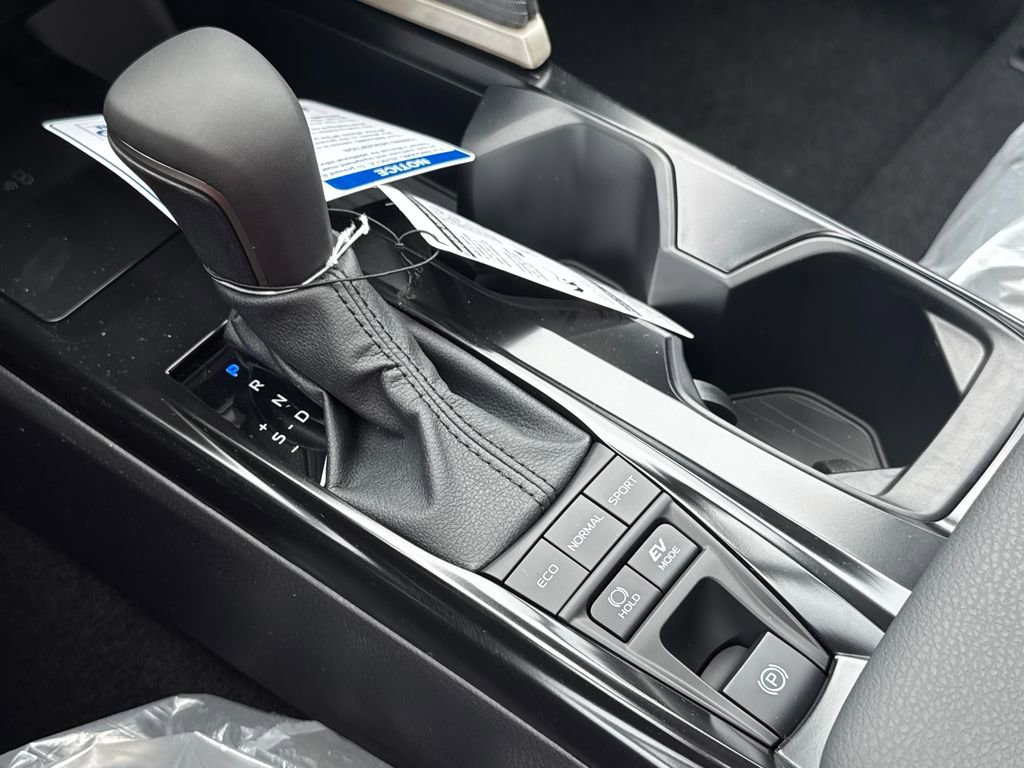 New 2026 Toyota Camry Hybrid AWD/4WD image 29