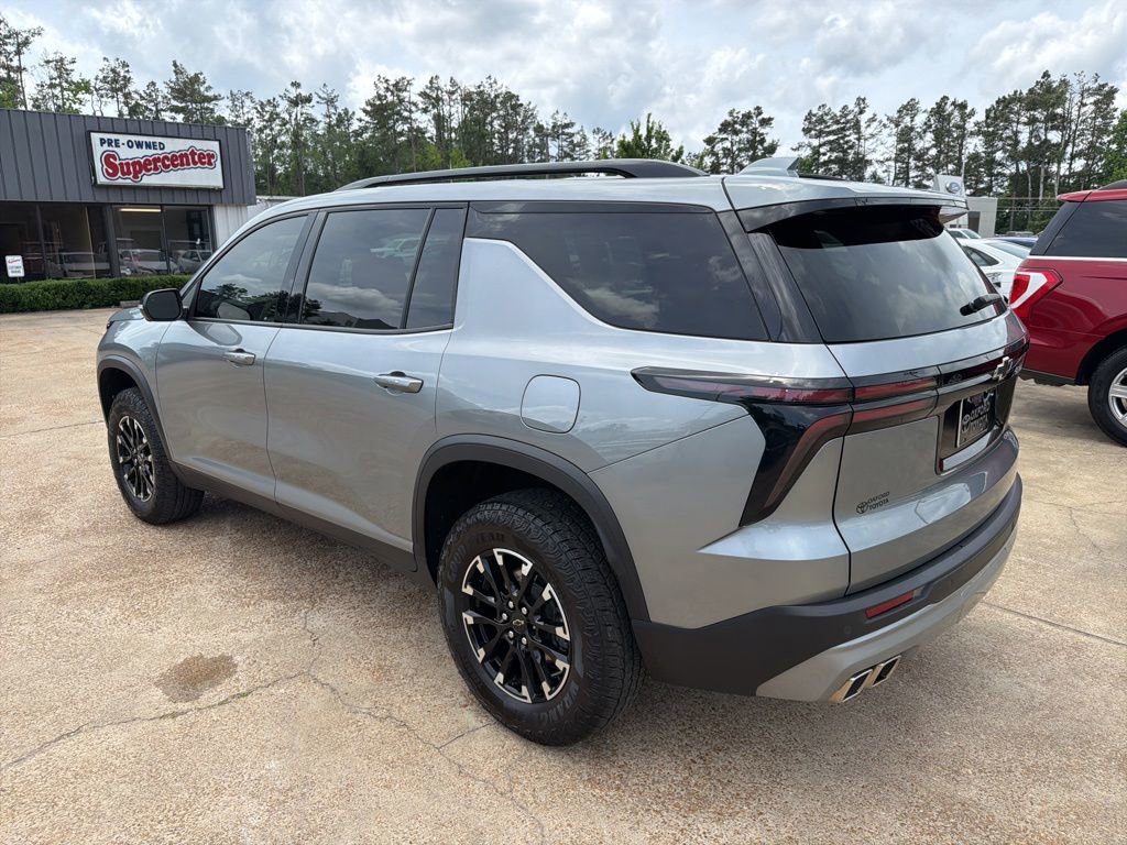 Used 2024 Chevrolet Traverse Z71 AWD/4WD image 4