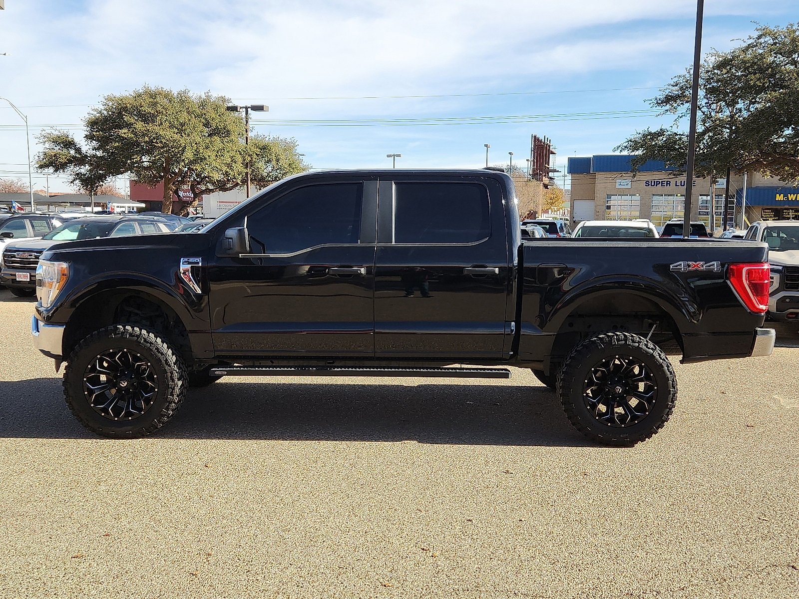 Used 2022 Ford F150 XLT image 2