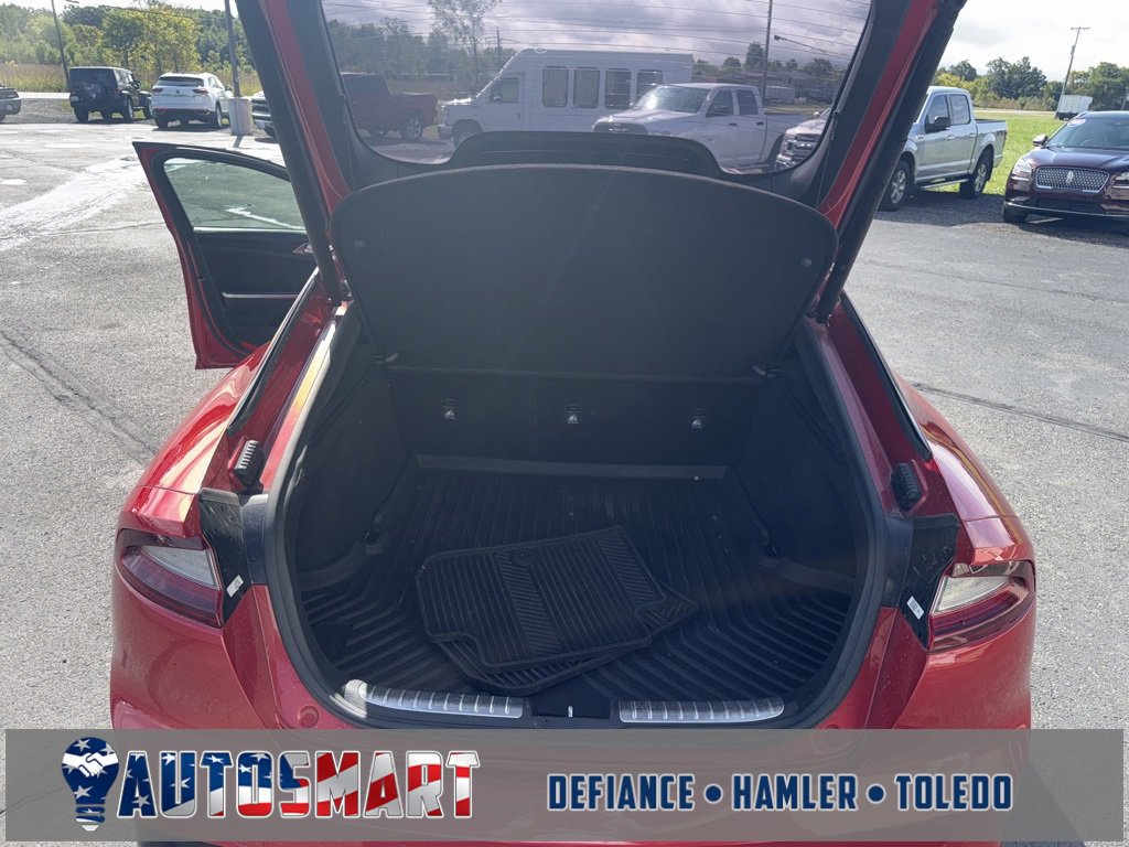 Used 2019 Kia Stinger GT2 image 18