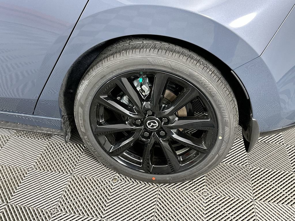 New 2026 MAZDA MAZDA3 Hatchback w/Premium Plus Pkg image 38