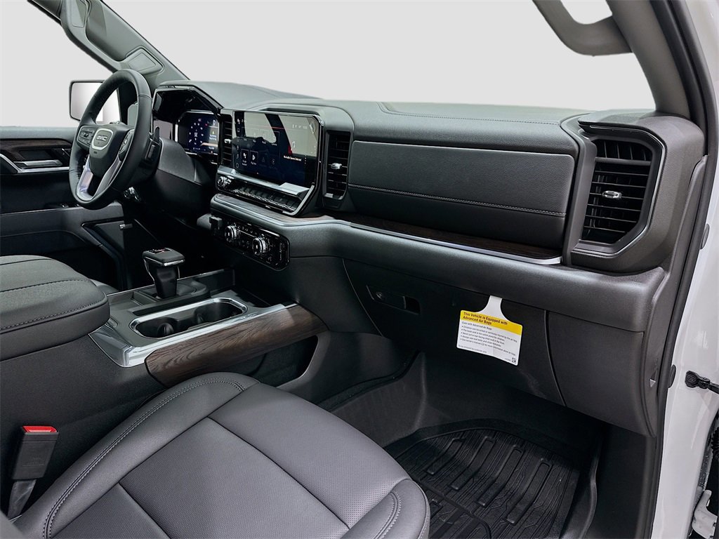 New 2026 GMC Sierra 1500 SLT image 30