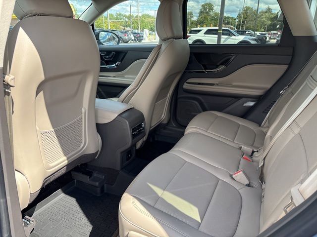 Used 2024 Lincoln Corsair Reserve image 15