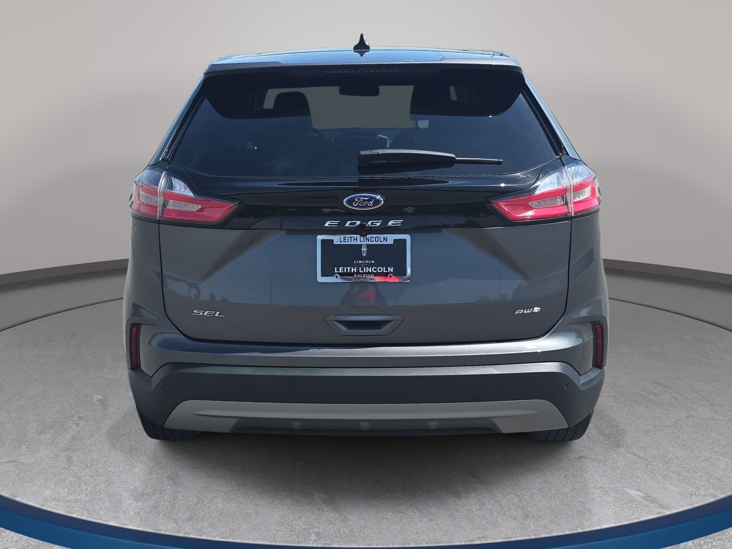 Used 2024 Ford Edge SEL AWD/4WD image 6