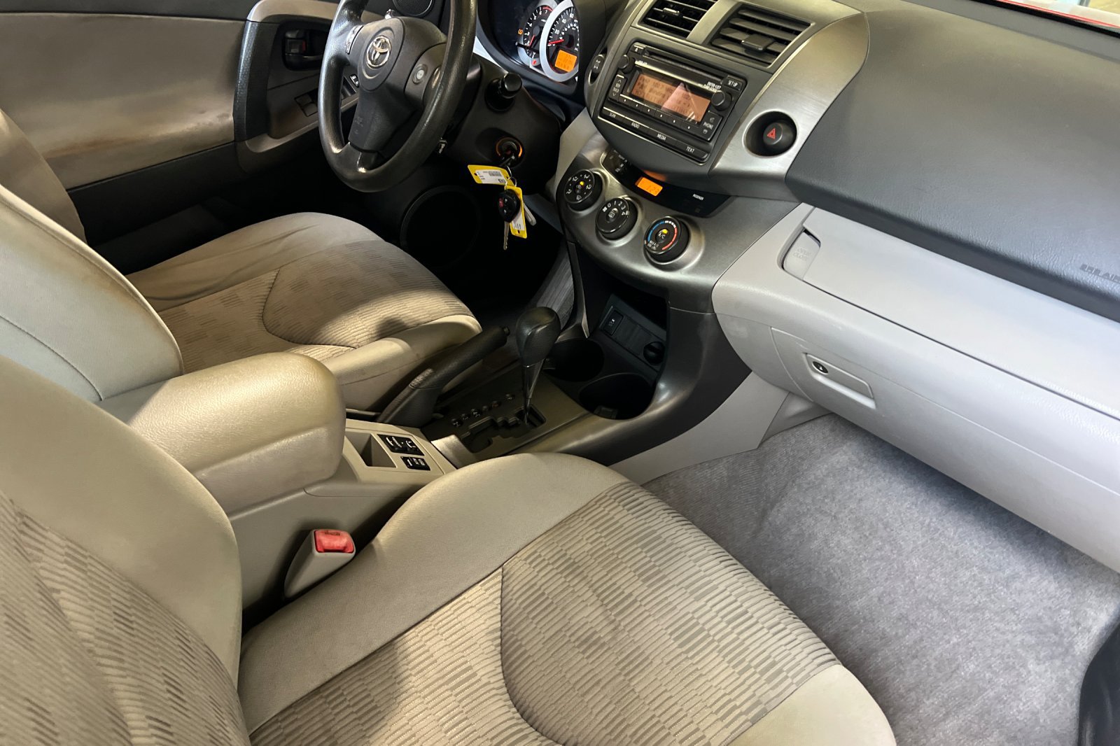 Used 2012 Toyota RAV4 4WD V6 w/ Tow Prep Pkg image 17