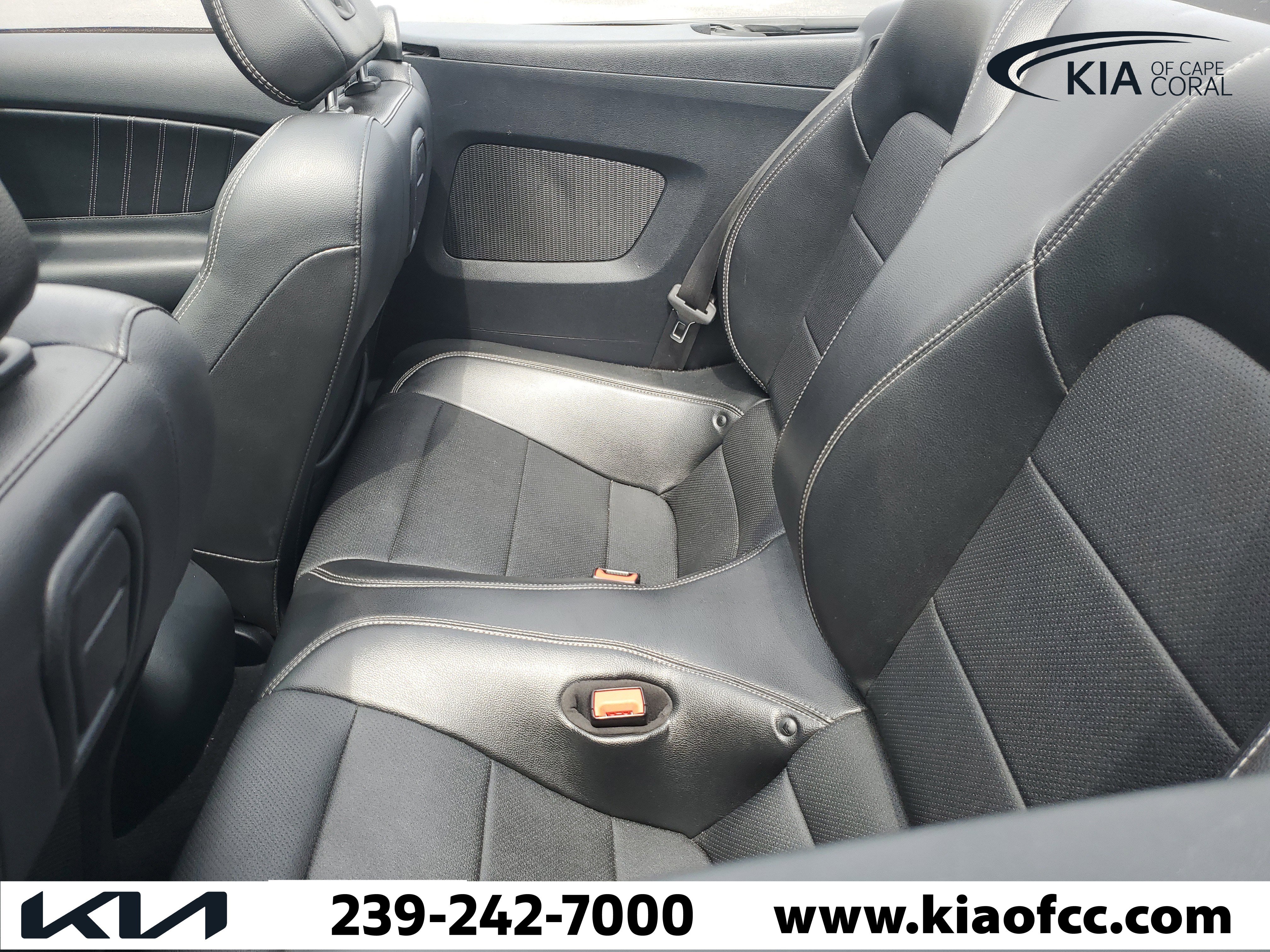 Used 2020 Ford Mustang GT Premium RWD image 11