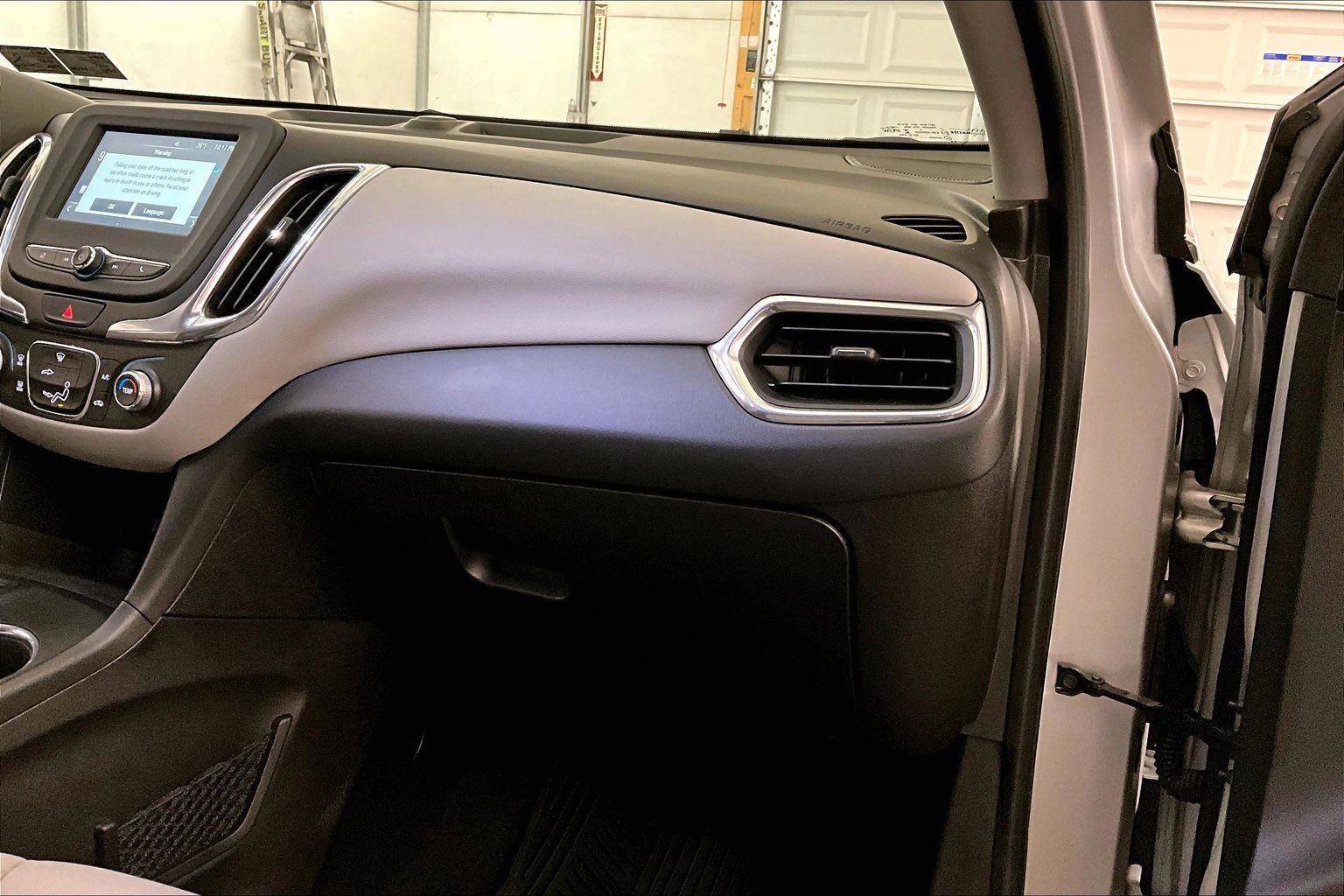 Used 2018 Chevrolet Equinox LT image 15