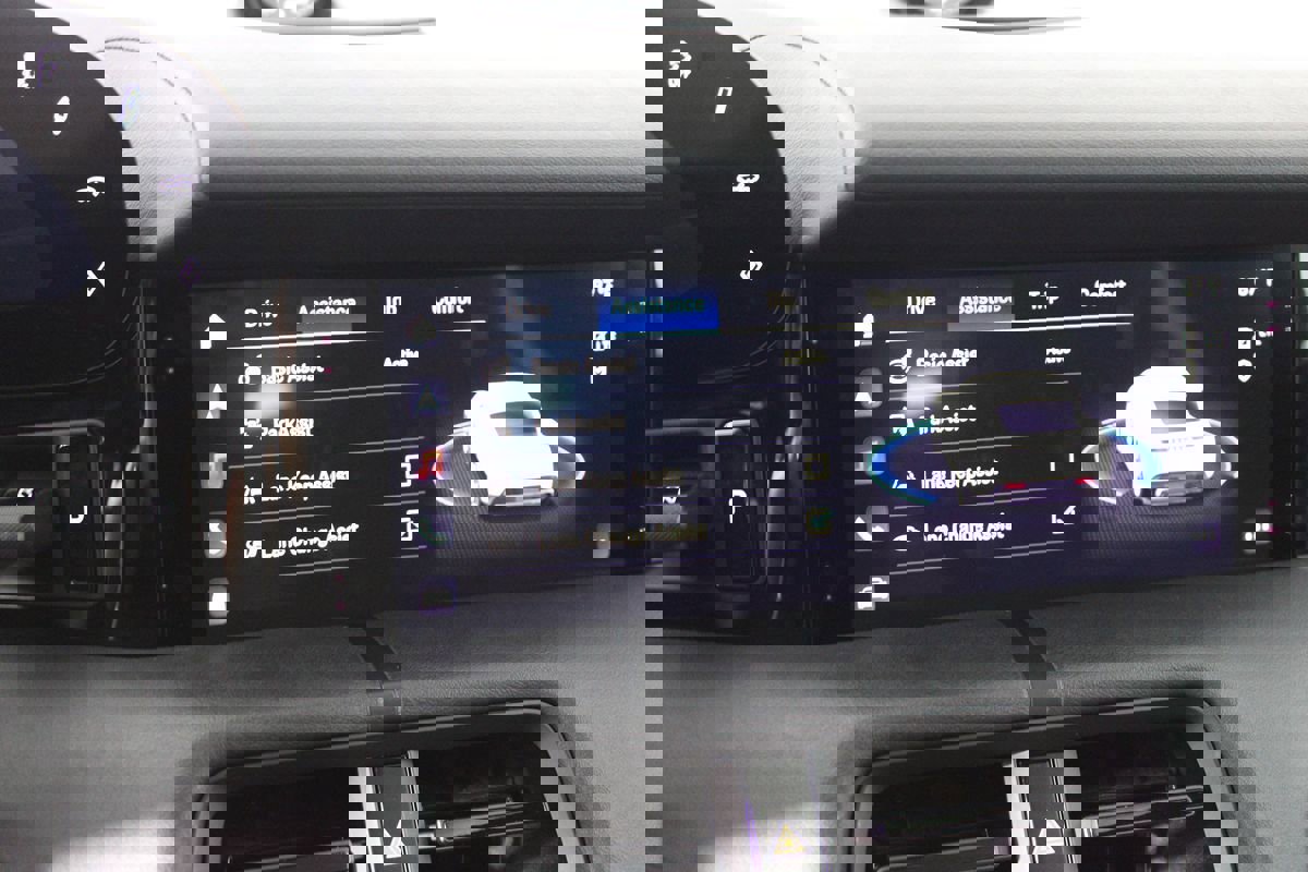 Used 2020 Porsche Taycan 4S image 37