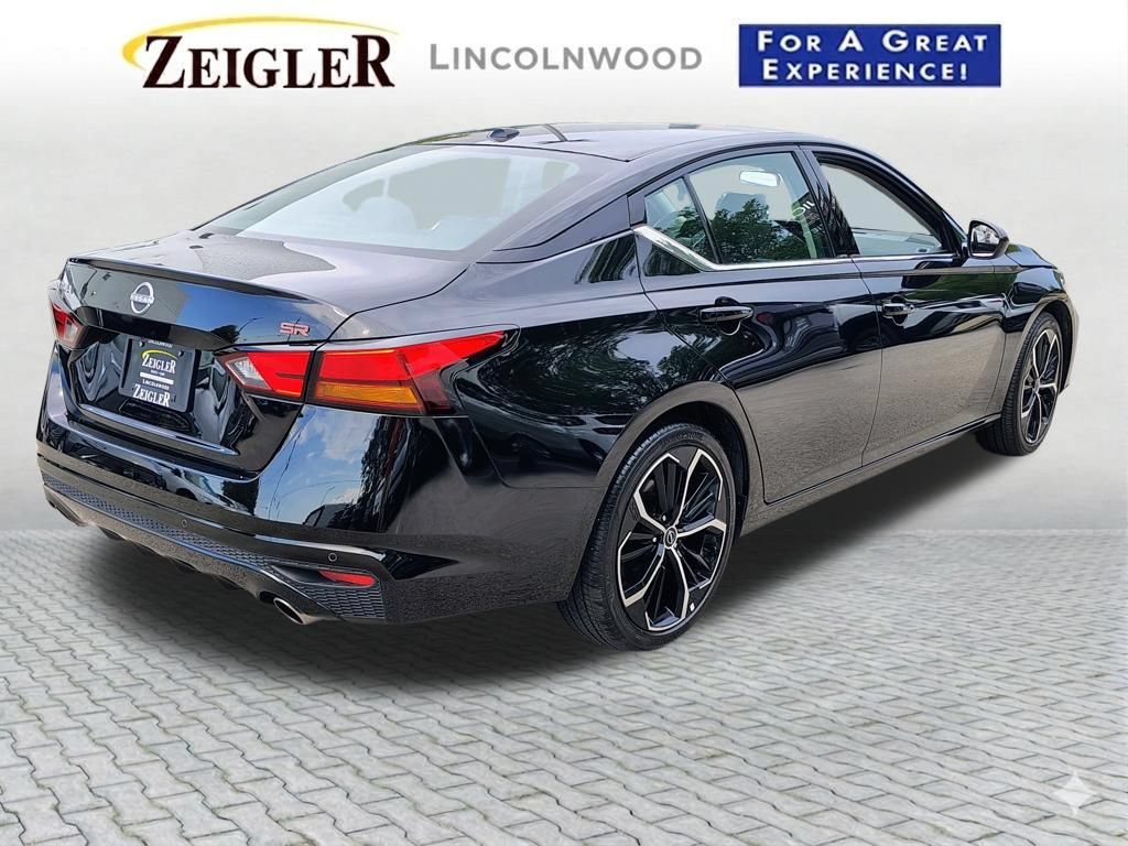 Used 2026 Nissan Altima 2.5 SR FWD image 9