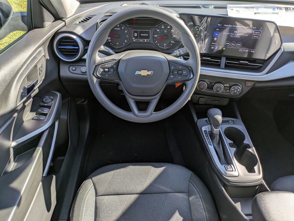 New 2026 Chevrolet Trax LS w/ Driver Confidence Package image 15