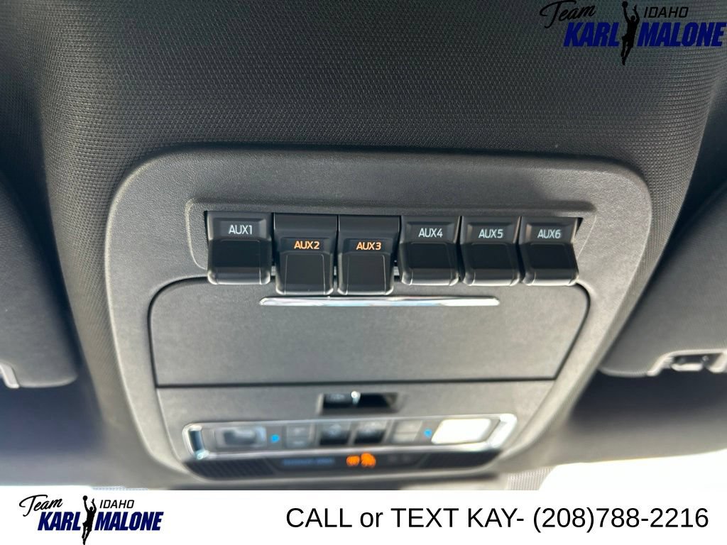 Used 2026 Ford F350 Platinum w/ Tremor Off-Road Package AWD/4WD image 40