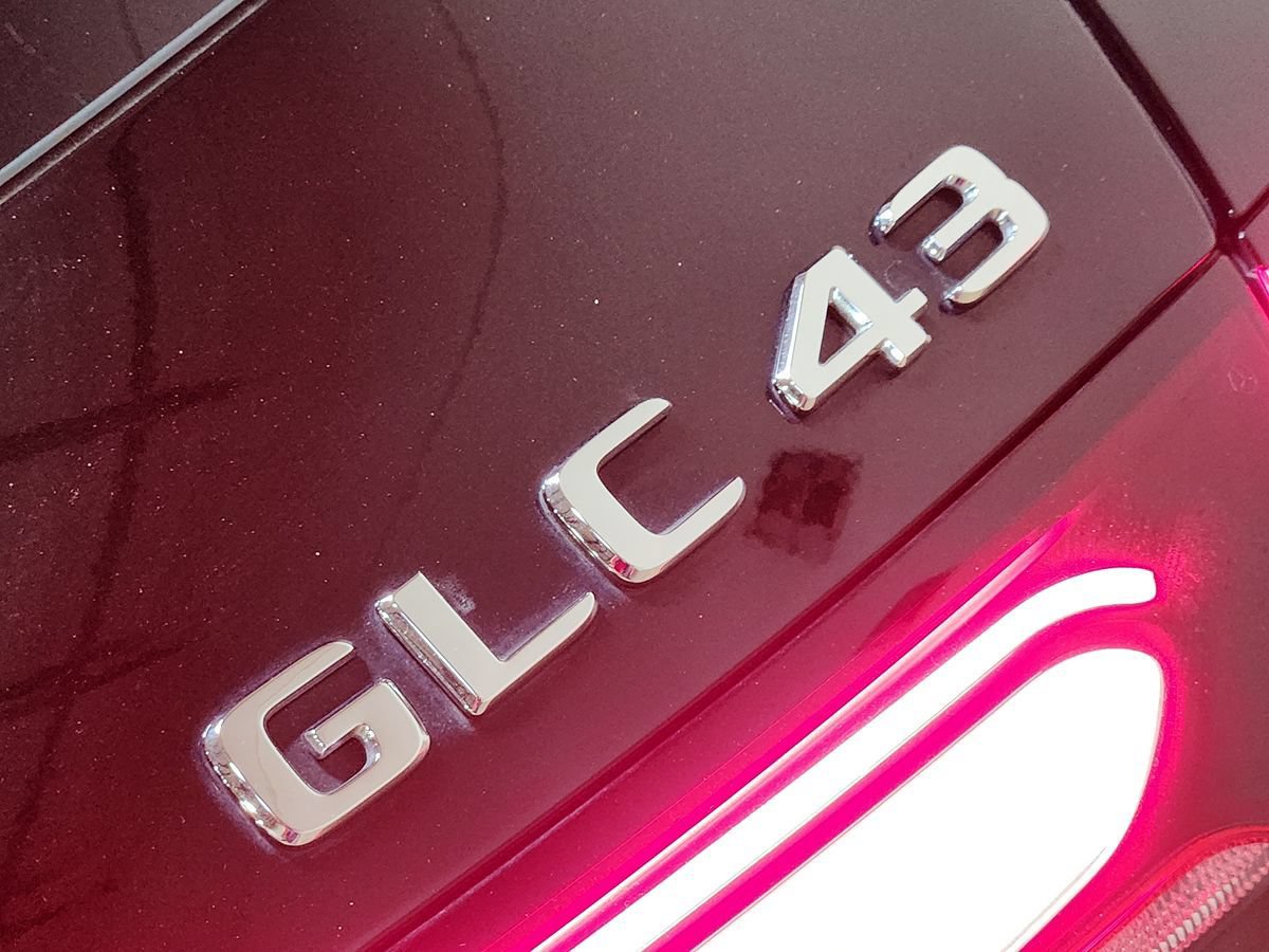 Used 2024 Mercedes-Benz GLC 43 AMG 4MATIC image 25