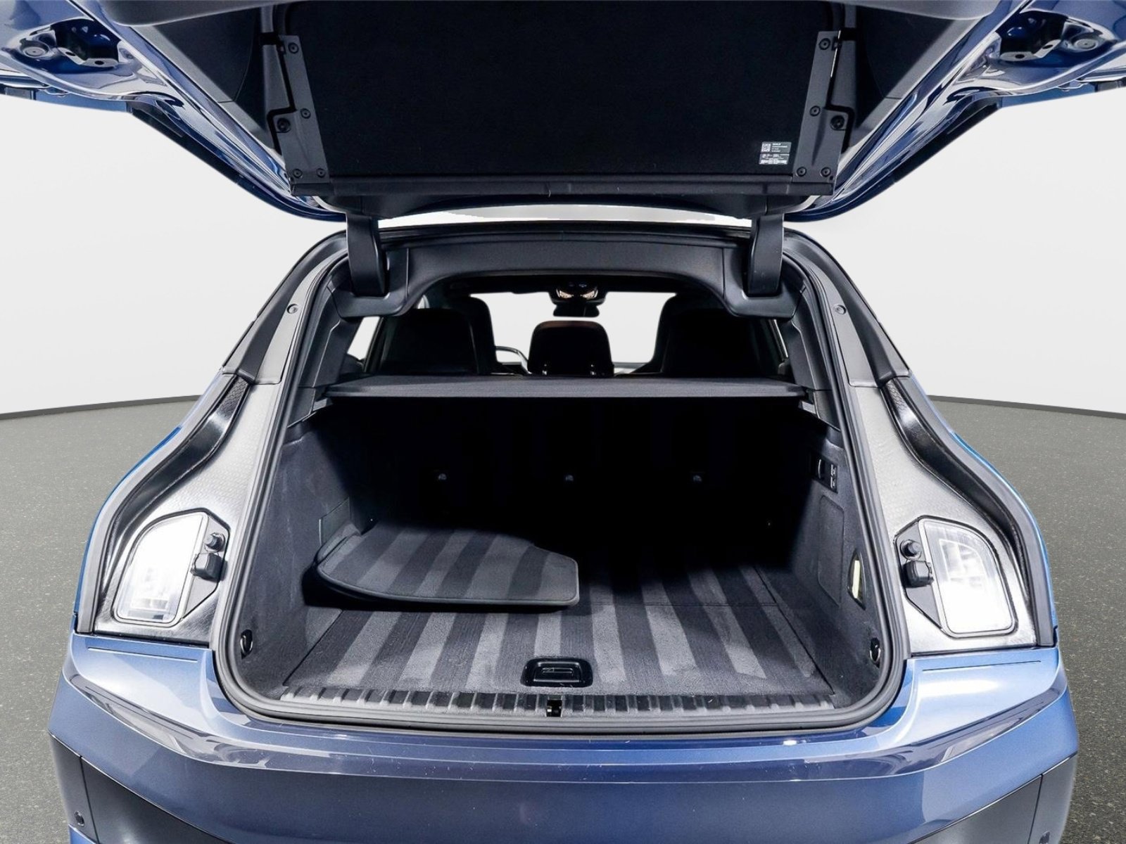 Used 2024 BMW iX M60 image 68