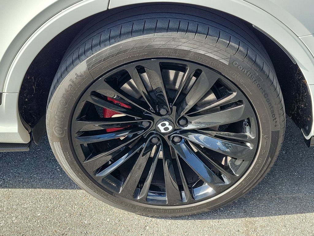 Used 2021 Bentley Bentayga Speed image 11
