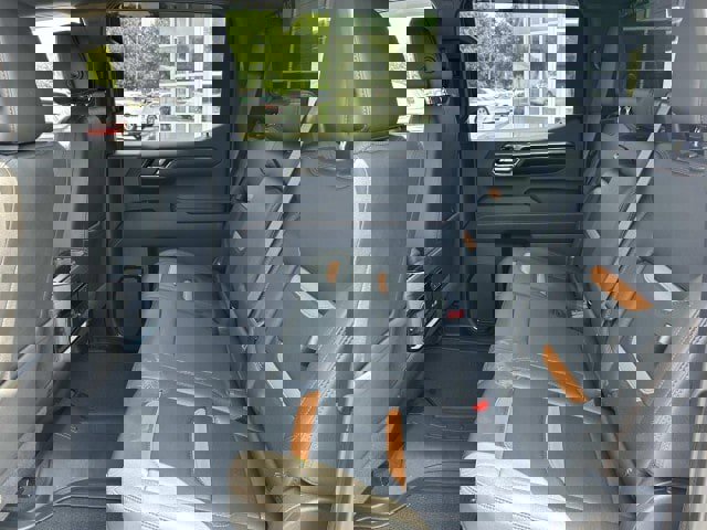 Used 2023 GMC Sierra 1500 AT4 image 14