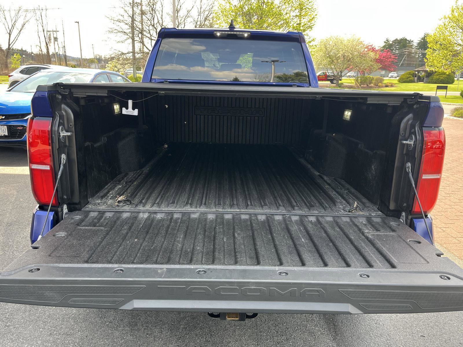 Used 2024 Toyota Tacoma TRD Sport AWD/4WD image 7