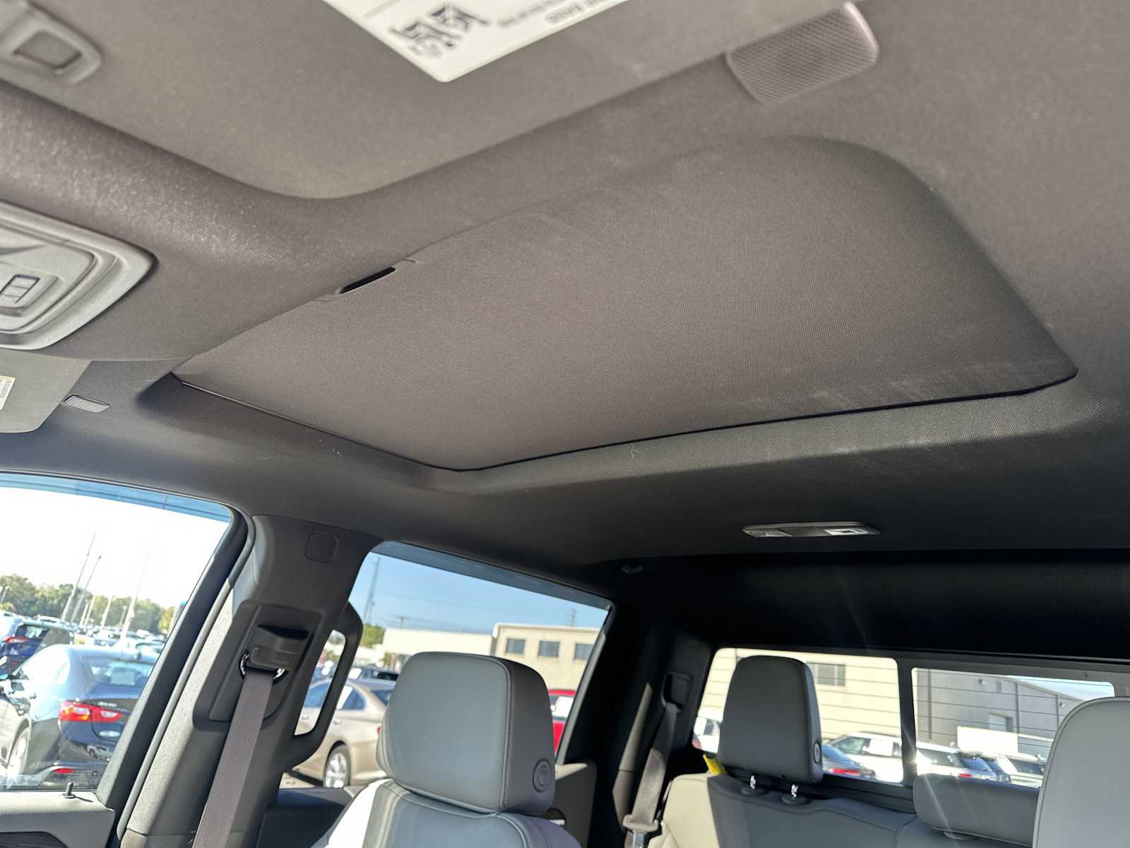 Used 2024 GMC Sierra 1500 SLT w/ SLT Premium Plus Package image 32