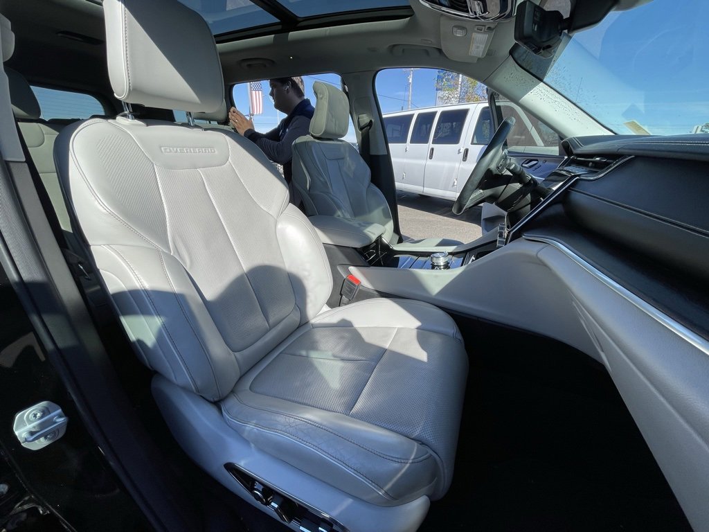 Used 2021 Jeep Grand Cherokee L Overland w/ Advanced Protech Group III image 29