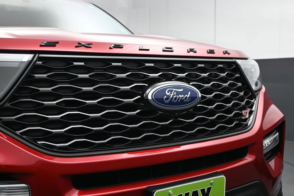Used 2023 Ford Explorer ST w/ Equipment Group 401A AWD/4WD image 14