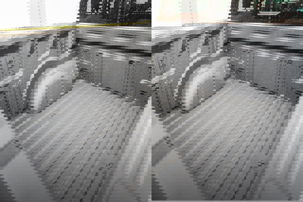 Used 2025 Ford F150 Raptor w/ Equipment Group 803A Raptor R image 51