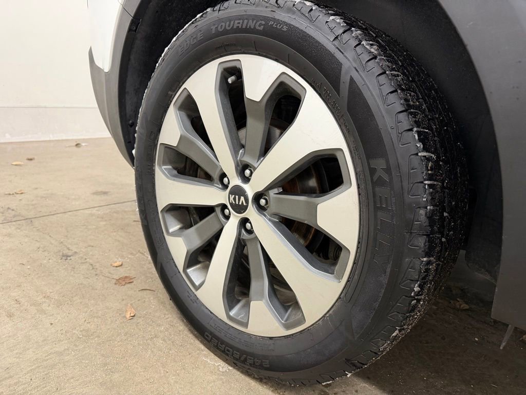 Used 2020 Kia Telluride S image 13