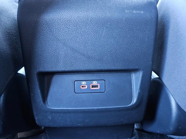 Used 2023 Nissan Frontier SV image 11