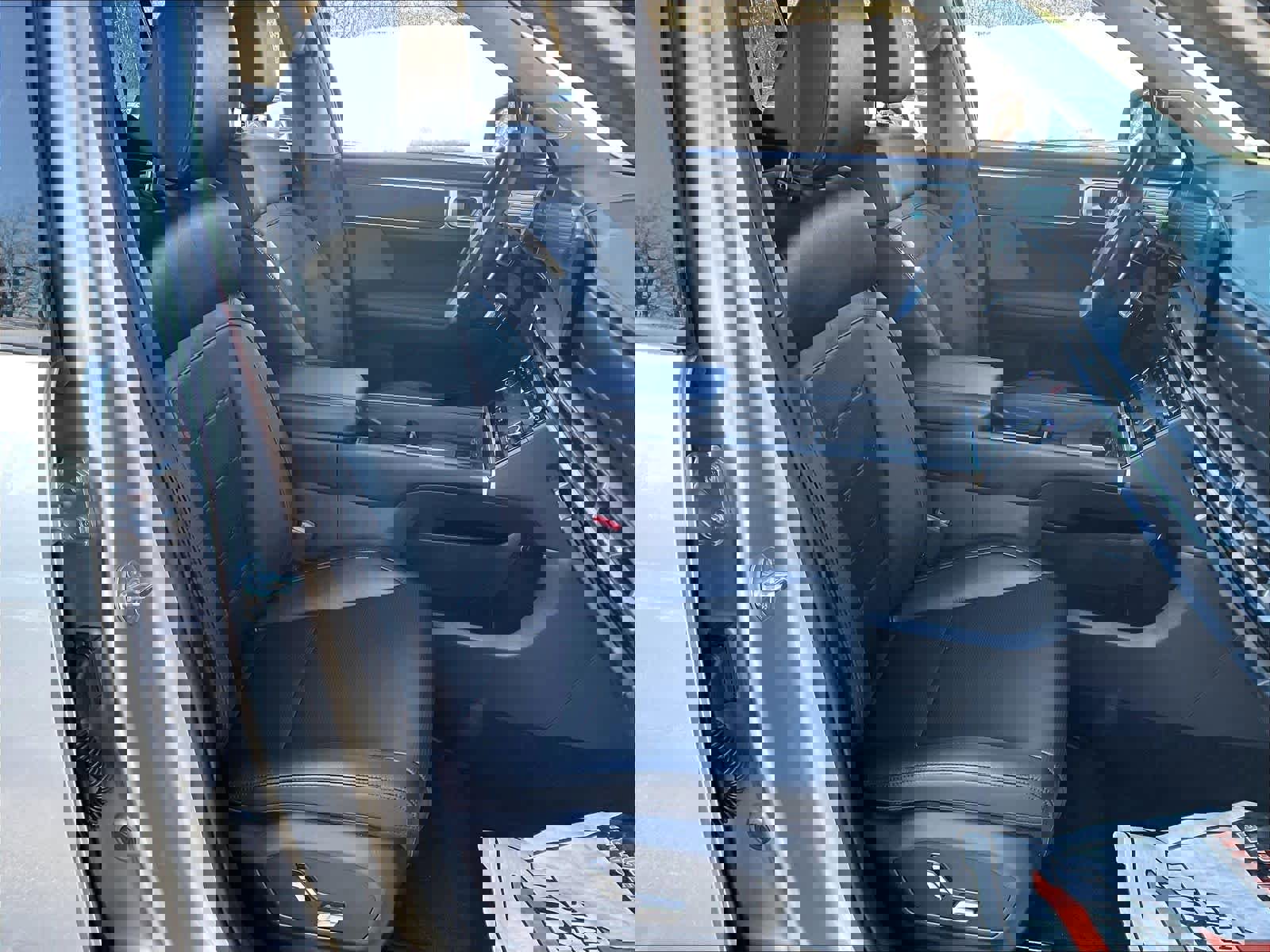 Used 2025 Hyundai Santa Fe Limited image 11