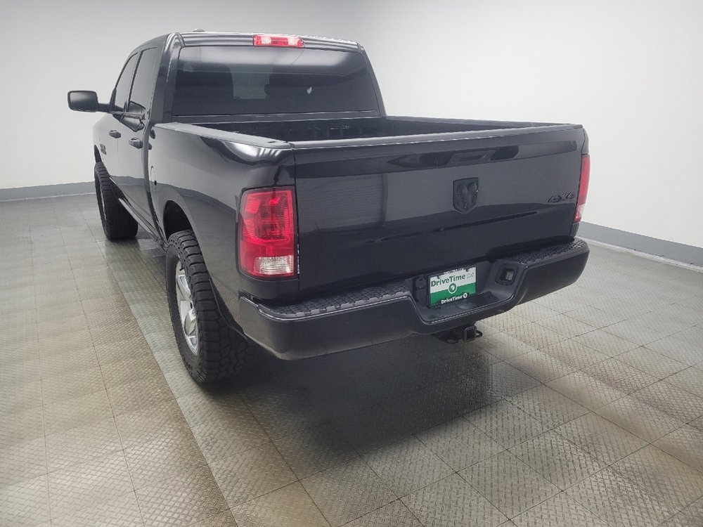 Used 2017 RAM 1500 Express AWD/4WD image 3