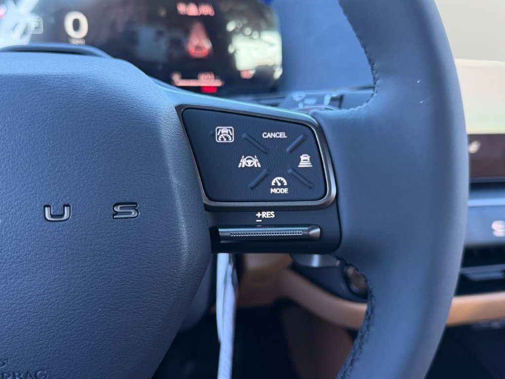 New 2026 Lexus ES 350h AWD w/ Cold Area Package image 17