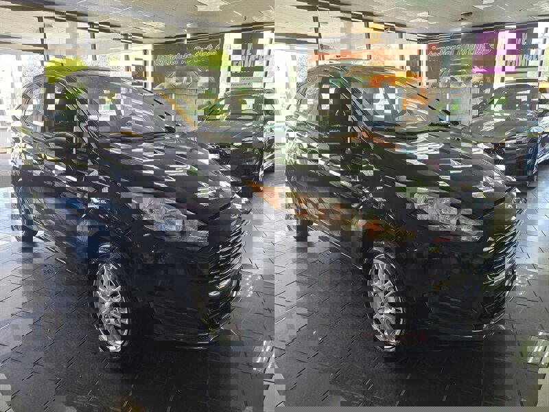 Used 2017 Ford Fiesta SE w/ Cold Weather Package image 3