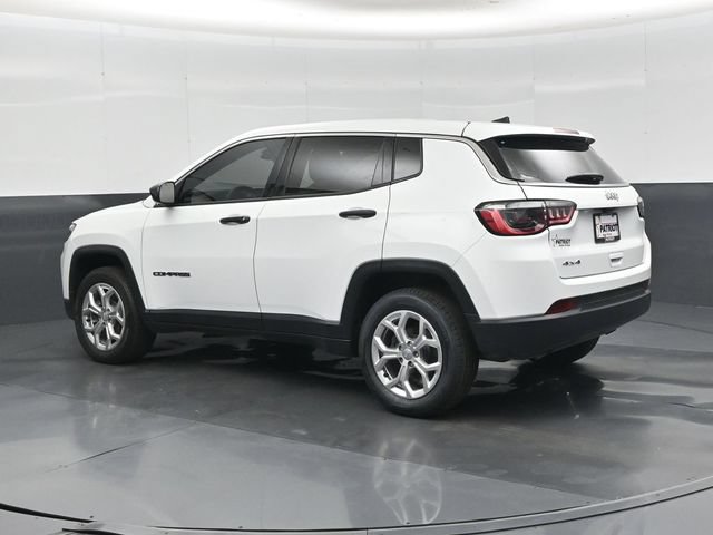 Used 2025 Jeep Compass Sport AWD/4WD image 25