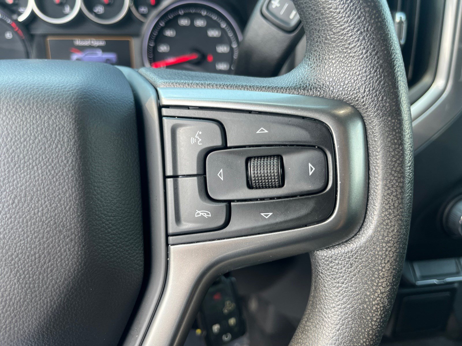 Used 2021 Chevrolet Silverado 1500 Custom w/ Safety Confidence Package AWD/4WD image 15