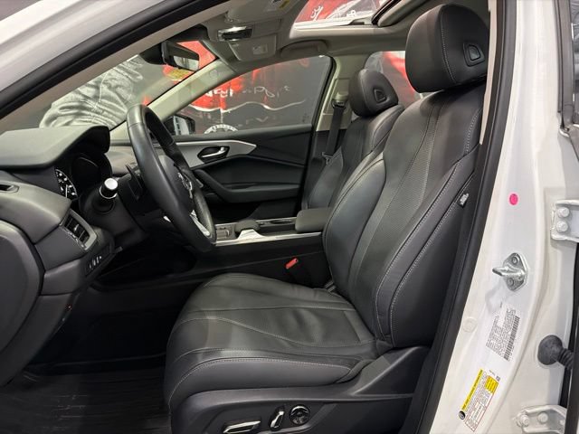 Used 2023 Acura TLX w/ Technology Package FWD image 9