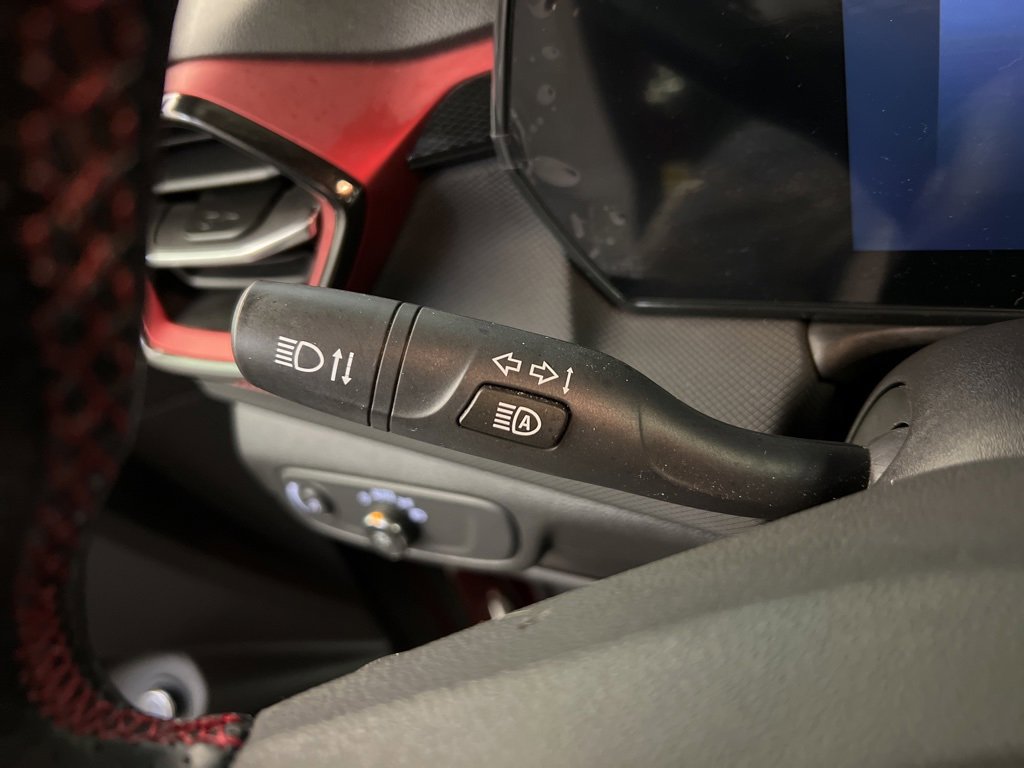 Used 2025 Chevrolet TrailBlazer RS w/ Convenience Package image 20