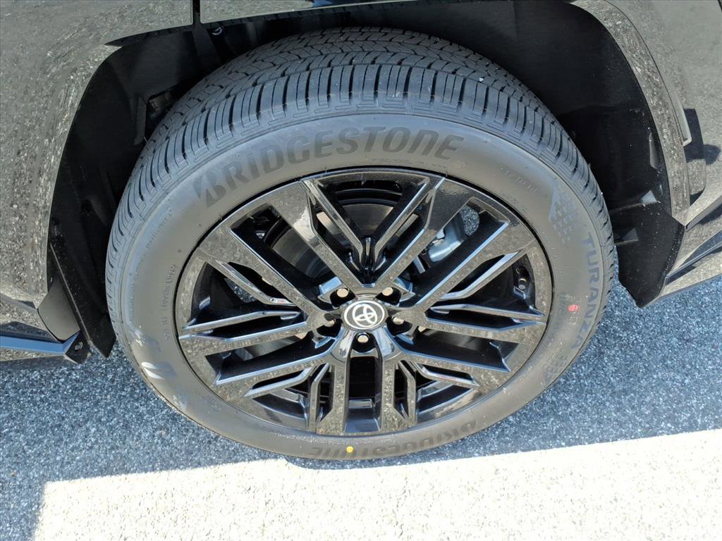 New 2026 Toyota RAV4 XSE AWD/4WD image 8