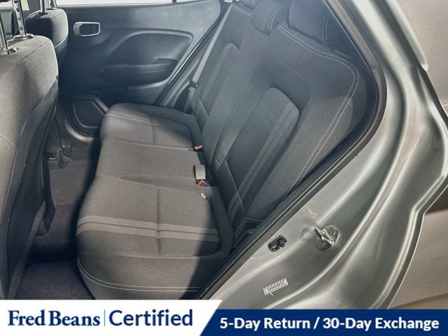Certified 2021 Hyundai Venue SEL FWD image 16