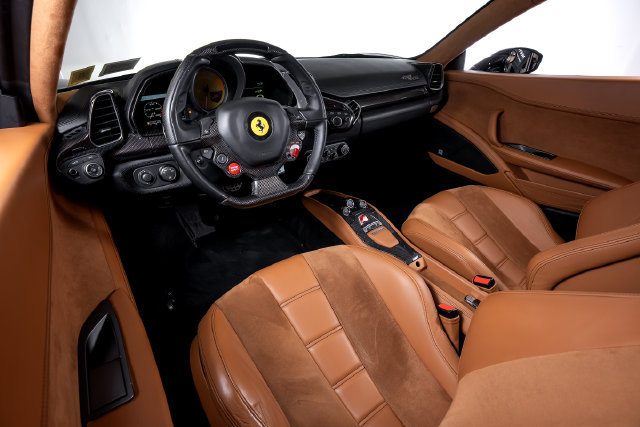 Certified 2012 Ferrari 458 Italia Coupe RWD image 27