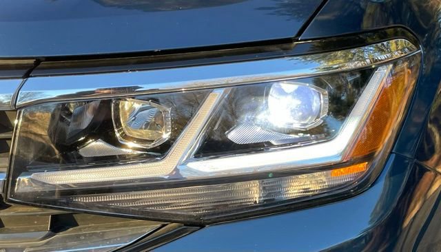 Used 2021 Volkswagen Atlas SE w/ Panoramic Sunroof Package image 12