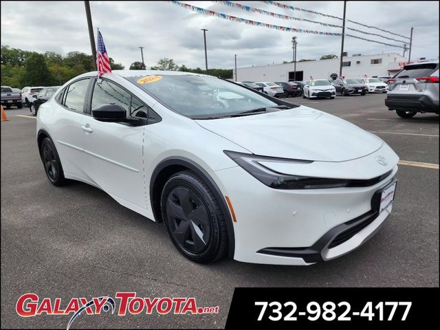 Used 2024 Toyota Prius Prime SE