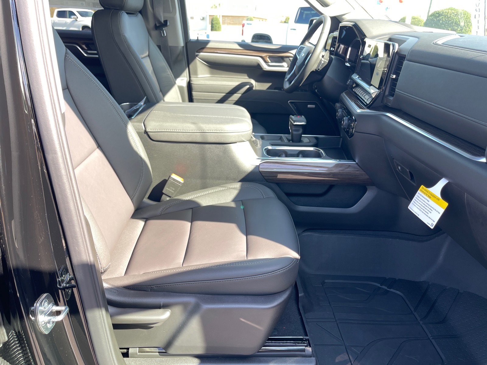 New 2026 Chevrolet Silverado 1500 RST w/ Dark Appearance Package image 18