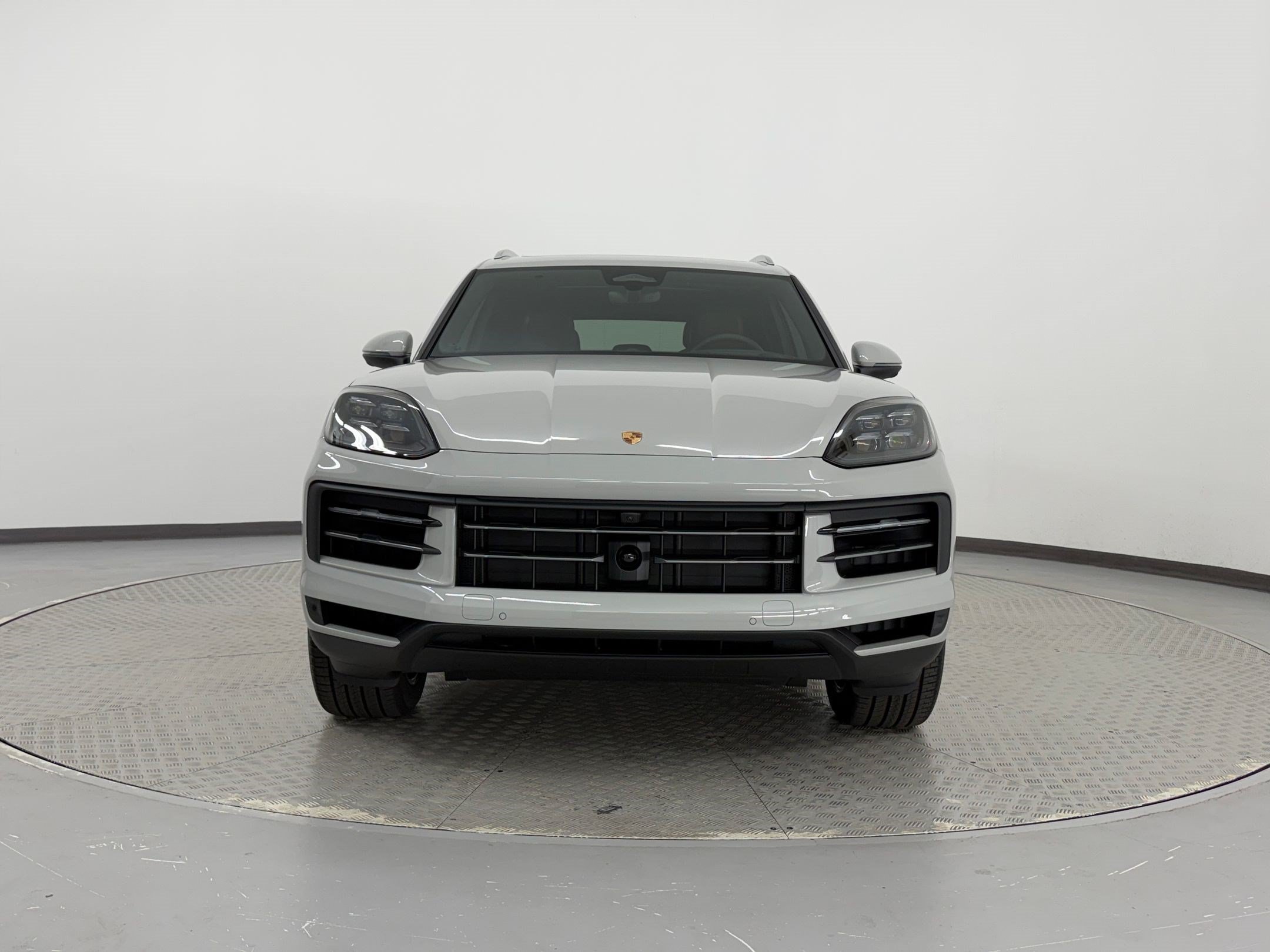 New 2026 Porsche Cayenne AWD/4WD image 6